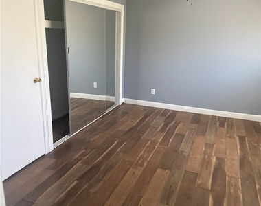 5661 E Avenue T - Photo Thumbnail 11