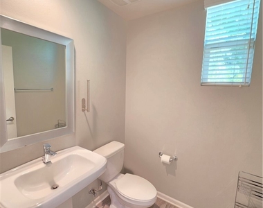 14910 W Castille - Photo Thumbnail 8