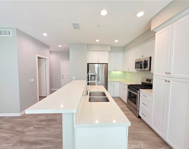 14910 W Castille - Photo Thumbnail 3