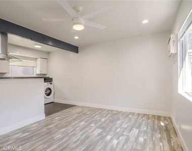 3106 W Victory - Photo Thumbnail 6
