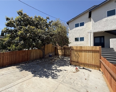 357 1/2 Cornwell - Photo Thumbnail 25