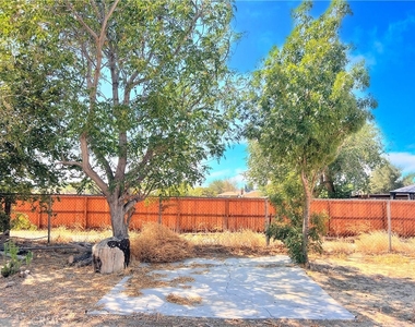 38636 152nd Street E - Photo Thumbnail 40