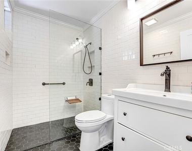 23931 Bessemer Street - Photo Thumbnail 9