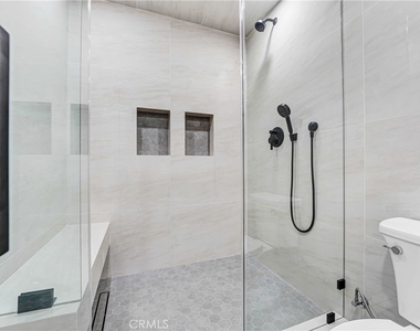 23931 Bessemer Street - Photo Thumbnail 15