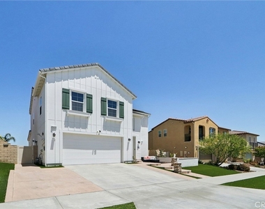 25220 Golden Maple Drive - Photo Thumbnail 2