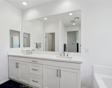 25220 Golden Maple Drive - Photo Thumbnail 15