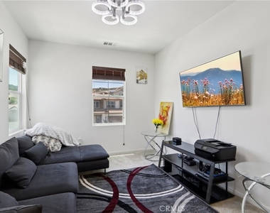 25220 Golden Maple Drive - Photo Thumbnail 23