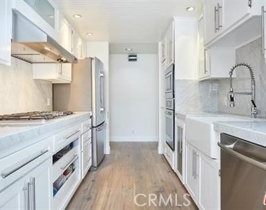 1740 Malcolm - Photo Thumbnail 2