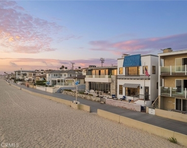 2654 The Strand - Photo Thumbnail 8