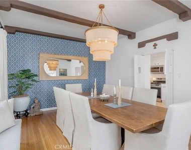 2654 The Strand - Photo Thumbnail 28