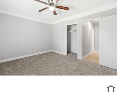 310 W Magnolia - Photo Thumbnail 3