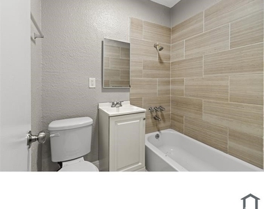 310 W Magnolia - Photo Thumbnail 2