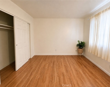 2640 Batson Avenue - Photo Thumbnail 4