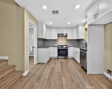7592 Artesia Blvd - Photo Thumbnail 14