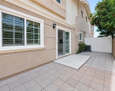 7592 Artesia Blvd - Photo Thumbnail 30