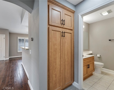 3435 Salisbury Circle - Photo Thumbnail 20