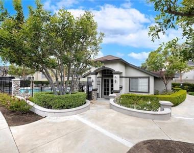 3435 Salisbury Circle - Photo Thumbnail 32
