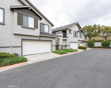 3435 Salisbury Circle - Photo Thumbnail 1