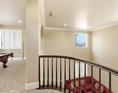 211 Chicago Ave - Photo Thumbnail 21