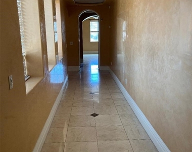 7880 E Autry Drive - Photo Thumbnail 31