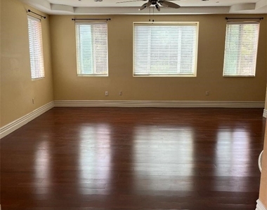 7880 E Autry Drive - Photo Thumbnail 42
