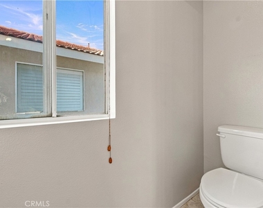 811 Ranch Vista - Photo Thumbnail 12