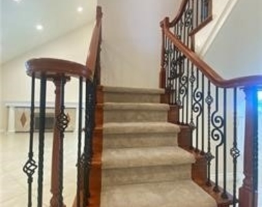 11095 Begonia Avenue - Photo Thumbnail 16