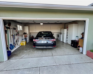 2049 W 185th Street - Photo Thumbnail 16