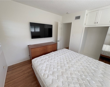 2049 W 185th Street - Photo Thumbnail 13