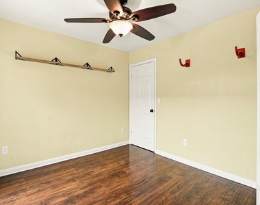 10890 Macouba Place - Photo Thumbnail 9