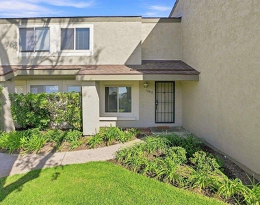 10890 Macouba Place - Photo Thumbnail 2