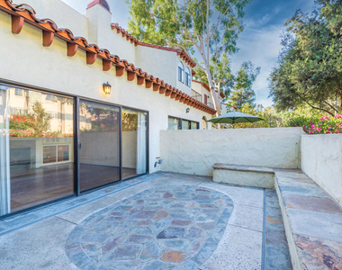 502 Garfield Avenue - Photo Thumbnail 14