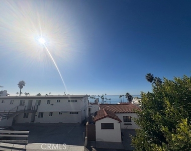 111 Santa Ana # 5 - Photo Thumbnail 1