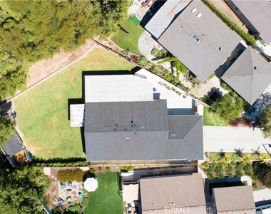 21561 Pedroso - Photo Thumbnail 29