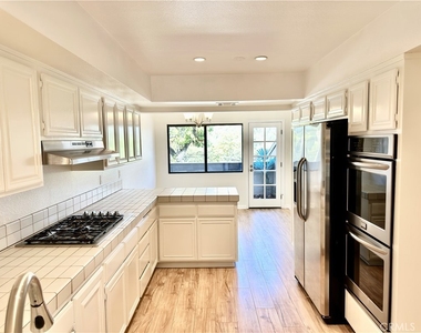 260 Old Ranch Road - Photo Thumbnail 3