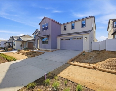 147 Mellano Way - Photo Thumbnail 3