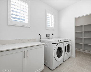 147 Mellano Way - Photo Thumbnail 60