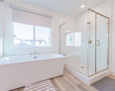 168 Sash - Photo Thumbnail 15