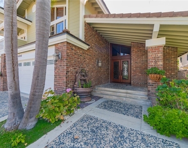 24692 Kings Road - Photo Thumbnail 3