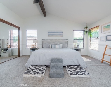 24692 Kings Road - Photo Thumbnail 33