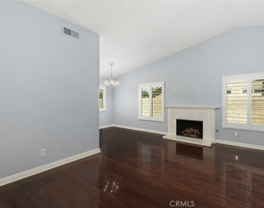 4040 Penrod Drive - Photo Thumbnail 6