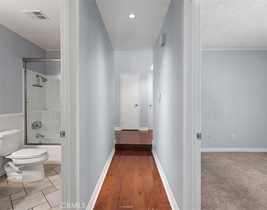 4040 Penrod Drive - Photo Thumbnail 20