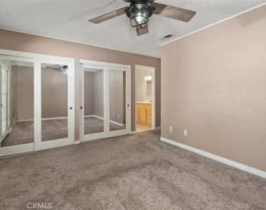 4040 Penrod Drive - Photo Thumbnail 31