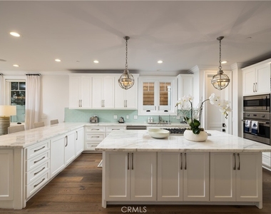 1508 E Balboa Boulevard - Photo Thumbnail 5