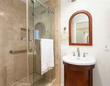 28162 Via Herrera - Photo Thumbnail 22