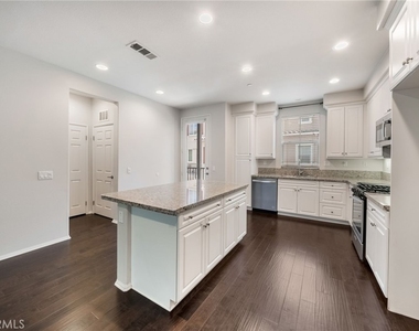 32 Aliso Ridge - Photo Thumbnail 12