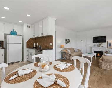 24091 Vista Corona - Photo Thumbnail 6