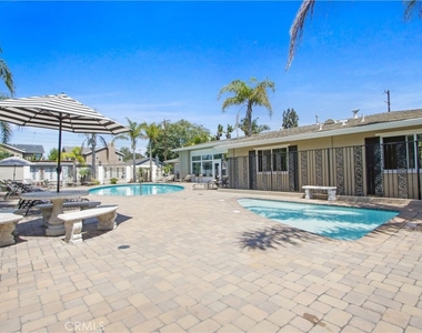 1741 Tustin Avenue - Photo Thumbnail 16