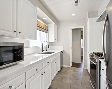 1741 Tustin Avenue - Photo Thumbnail 3