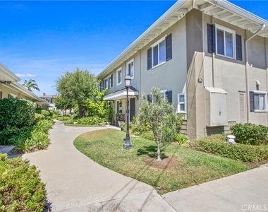 1741 Tustin Avenue - Photo Thumbnail 15